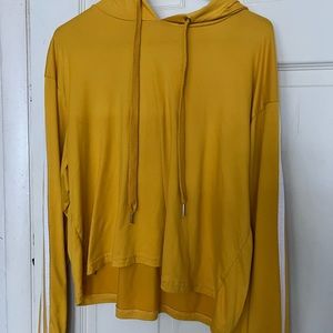 long sleeve crop top